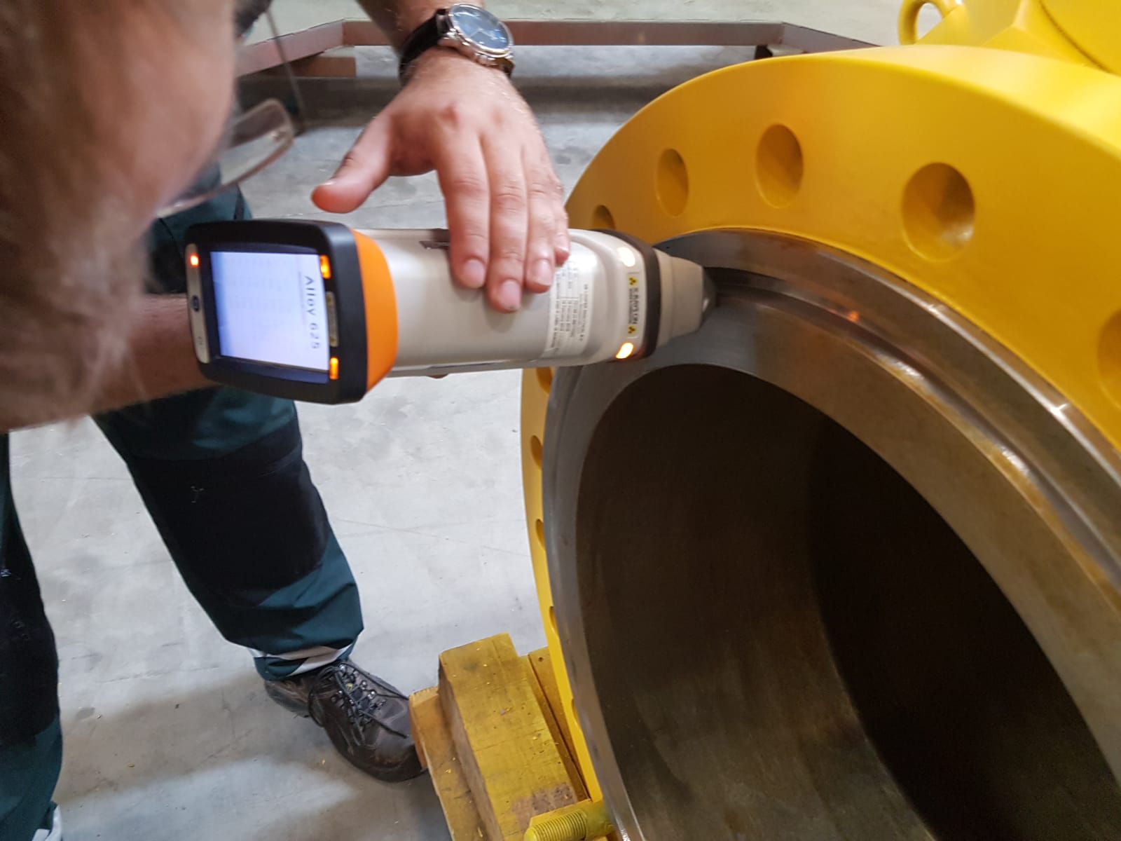 PMI (Positive Material Identification) Testing using handheld XRF alloy analyzer